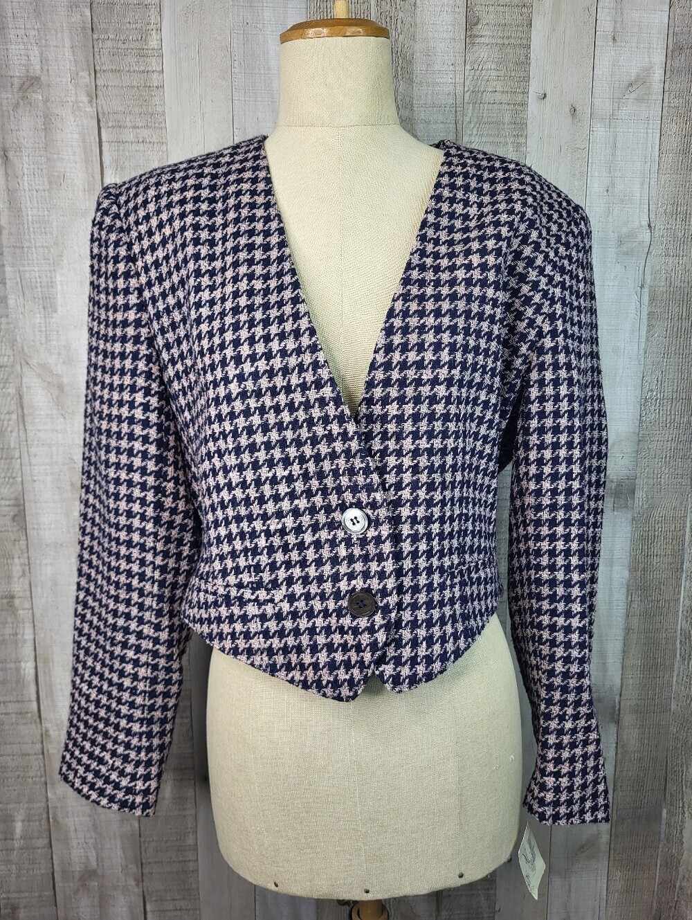 Anne Klein II Cropped Pink Houndstooth Blazer. Size 14 Vintage NWT